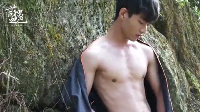 男神飛機，身材和顏值媲美明星